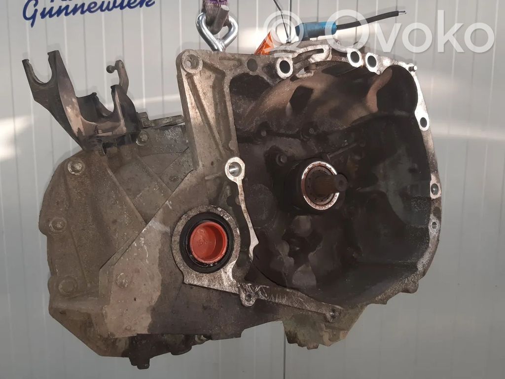 Renault Clio III Manualna 5-biegowa skrzynia biegów 