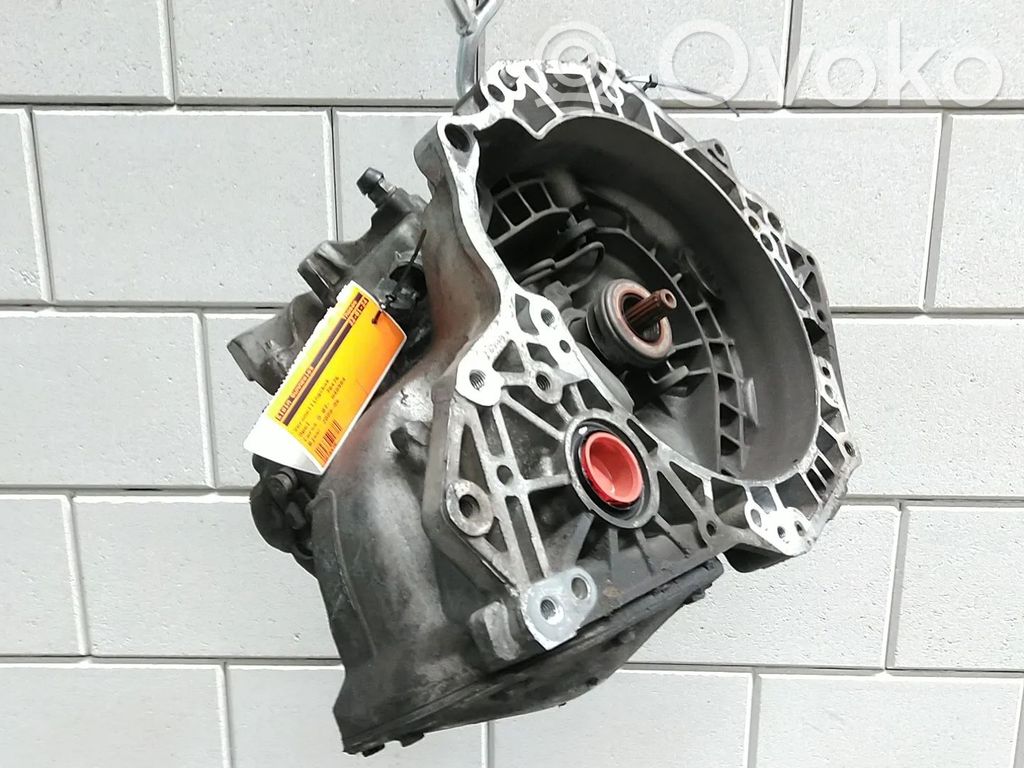 Opel Corsa D Mechaninė 5 pavarų dėžė 