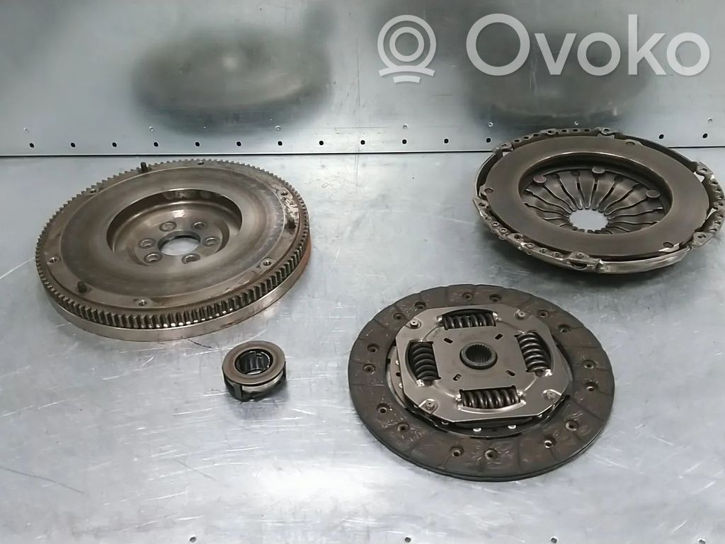 Volkswagen Taigo Volante motor 