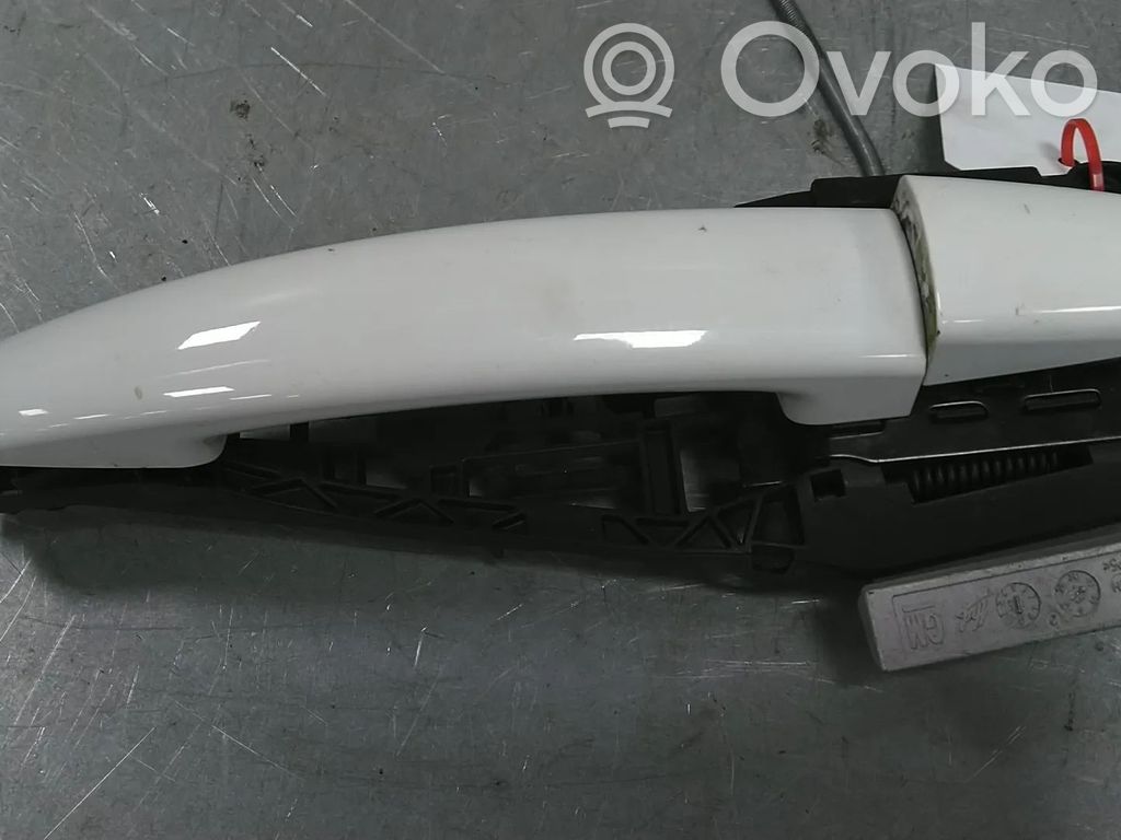 Opel Corsa E Tapa manecilla puerta delantera 