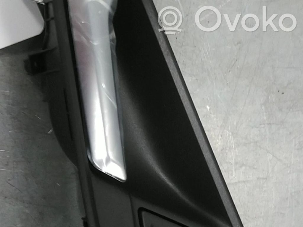 Audi Q2 - Tapa manecilla puerta trasera 