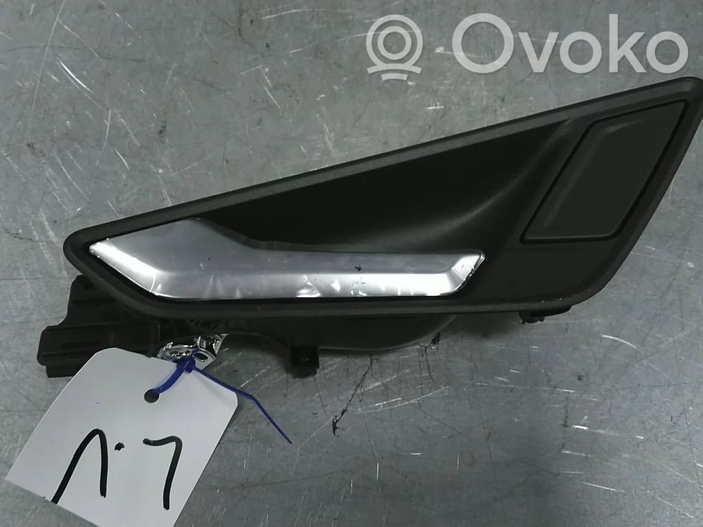 Audi Q2 - Tapa manecilla puerta trasera 