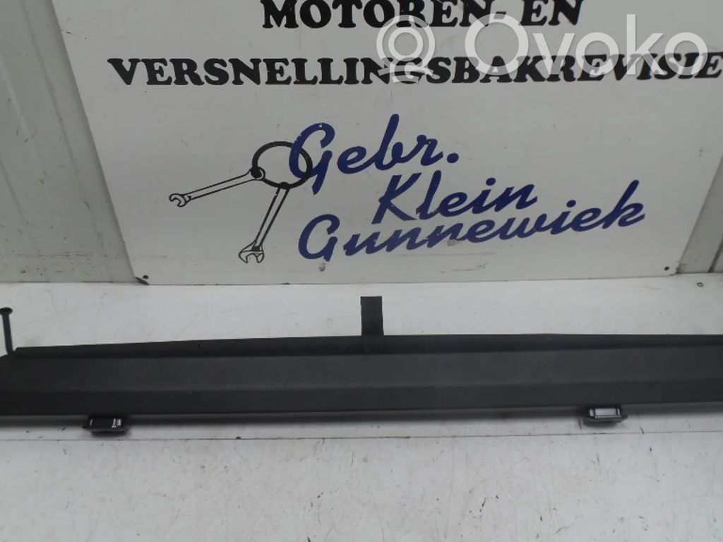 BMW 3 F30 F35 F31 Kita salono detalė 