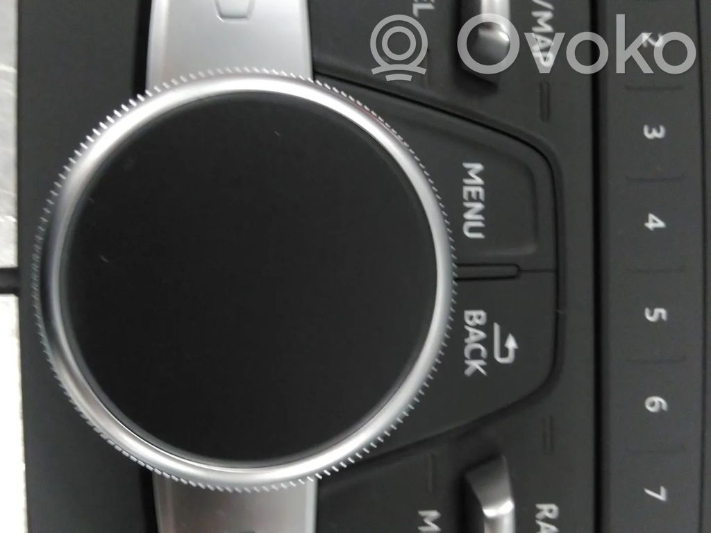 Audi A4 S4 B9 Otros repuestos del interior 