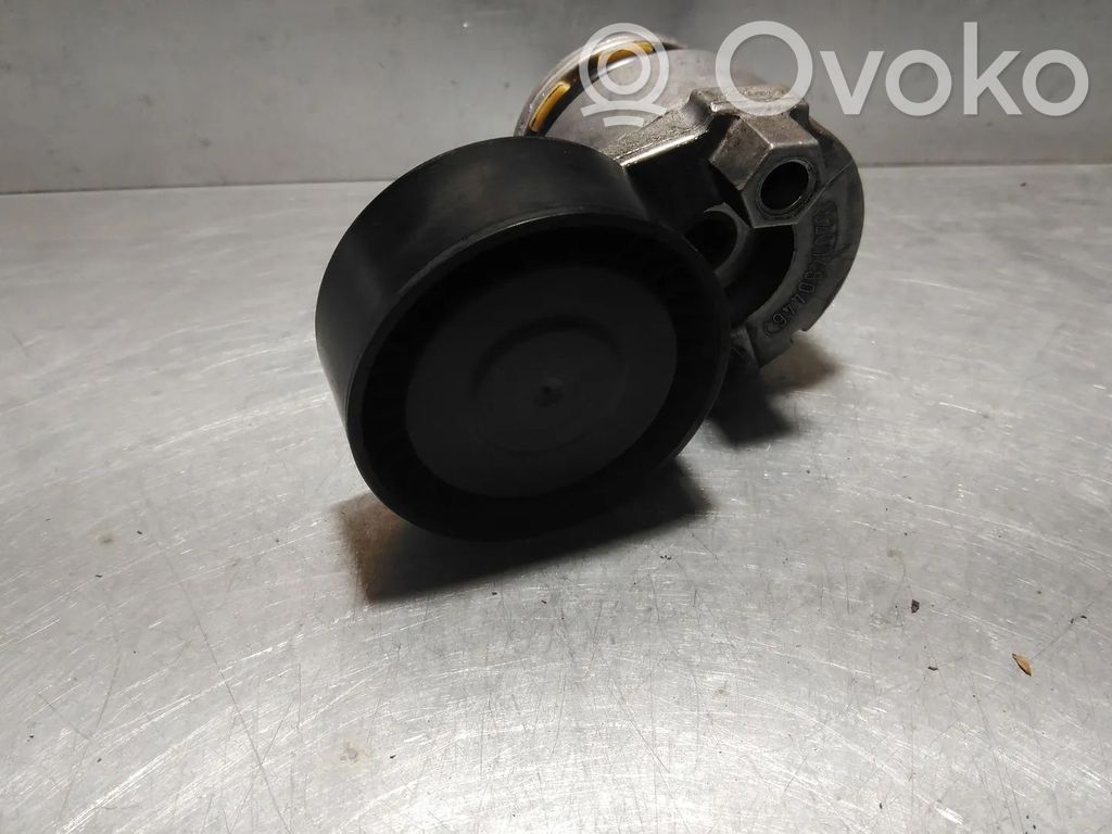 Renault Modus Kita variklio skyriaus detalė 