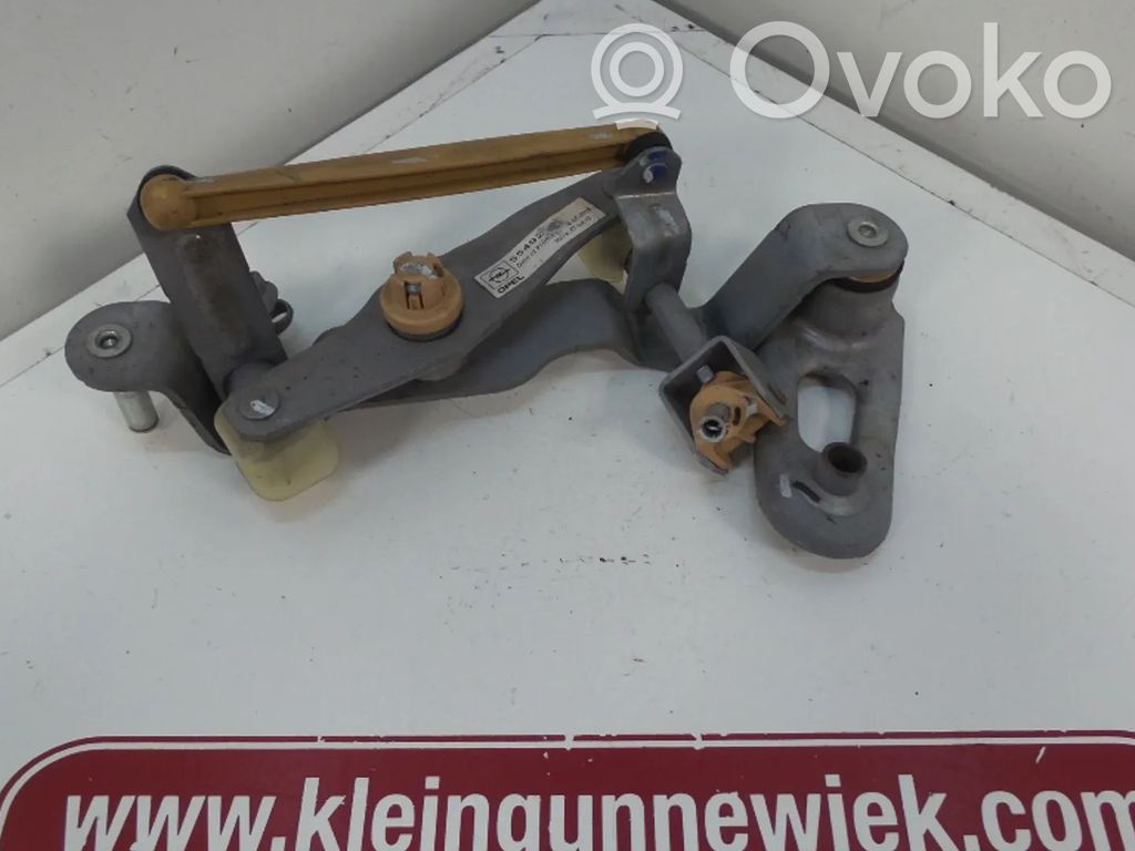 Opel Adam Pavarų dėžės palėtintojo mechanizmas 