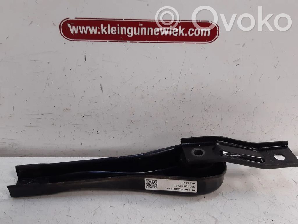 Volkswagen Golf VII Gearbox mount 
