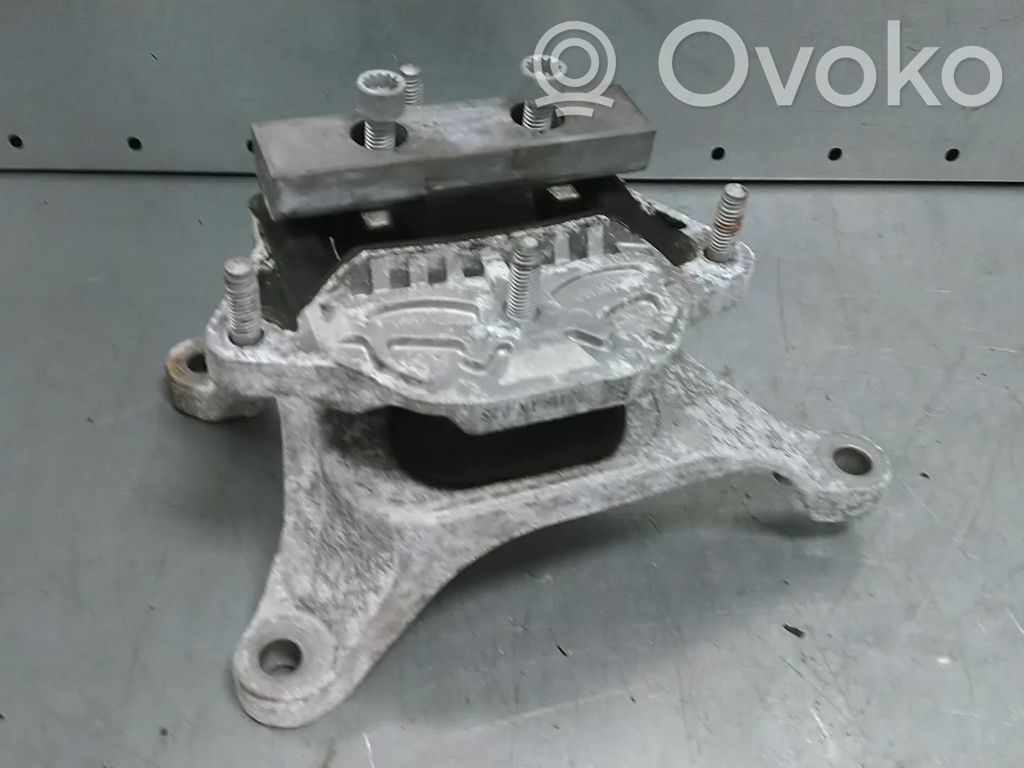 Audi A4 S4 B9 Mocowanie / Uchwyt skrzyni biegów 