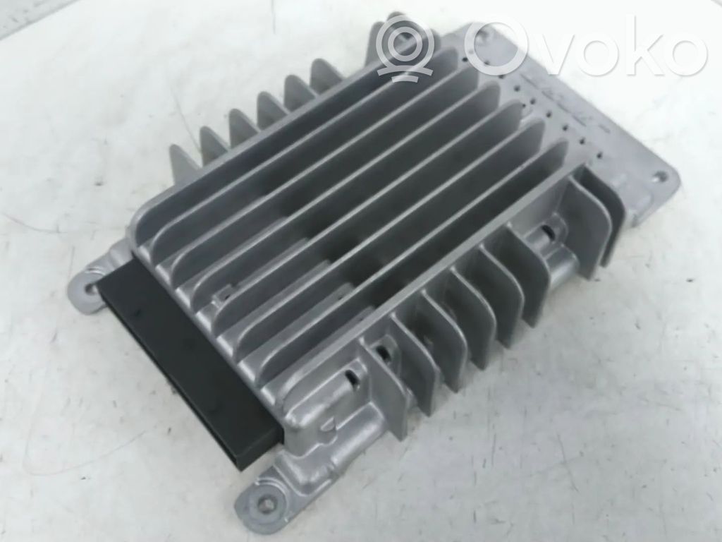 Audi A4 S4 B6 8E 8H Amplificatore 