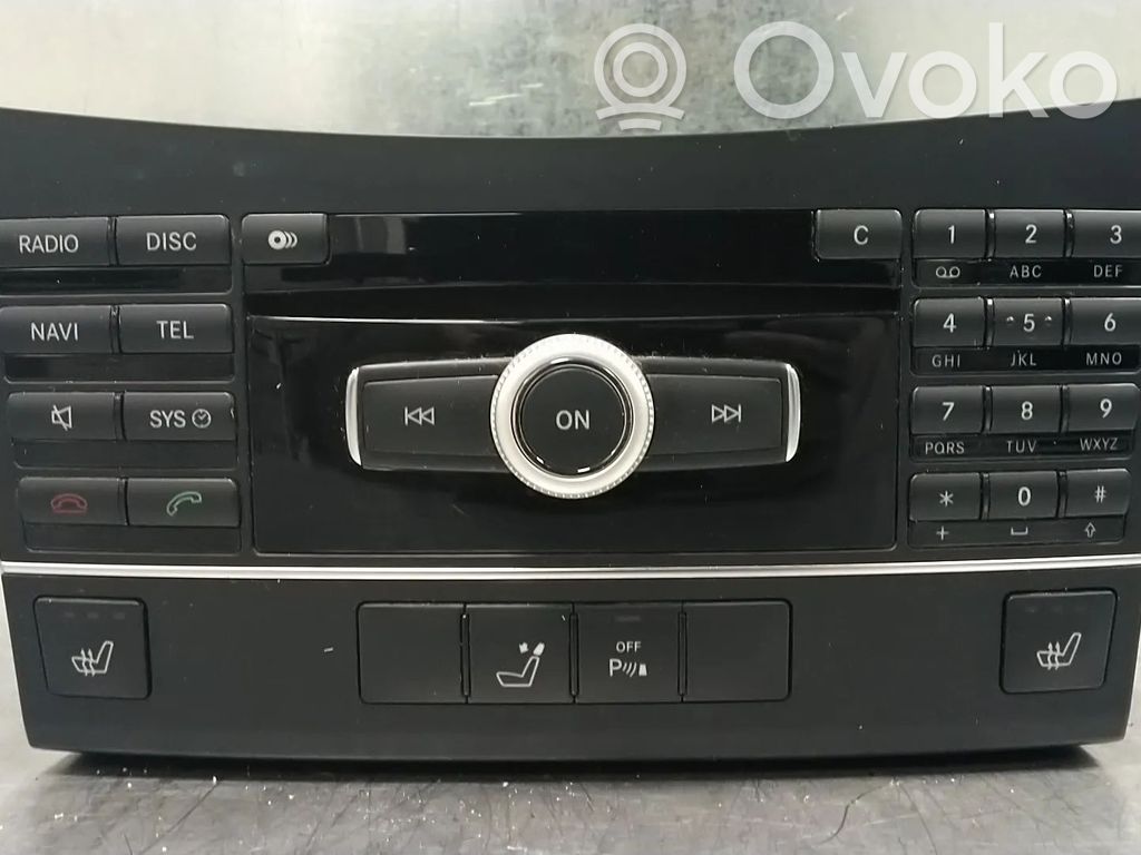 Mercedes-Benz E W212 Stacja multimedialna GPS / CD / DVD 