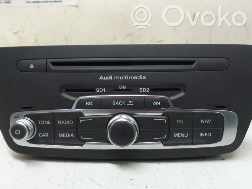 Panel / Radioodtwarzacz CD/DVD/GPS   8U0035670C