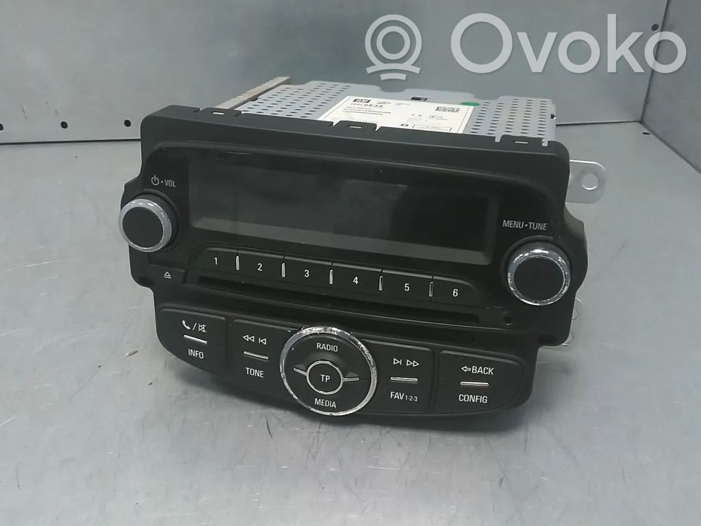 Opel Corsa E Panel / Radioodtwarzacz CD/DVD/GPS 