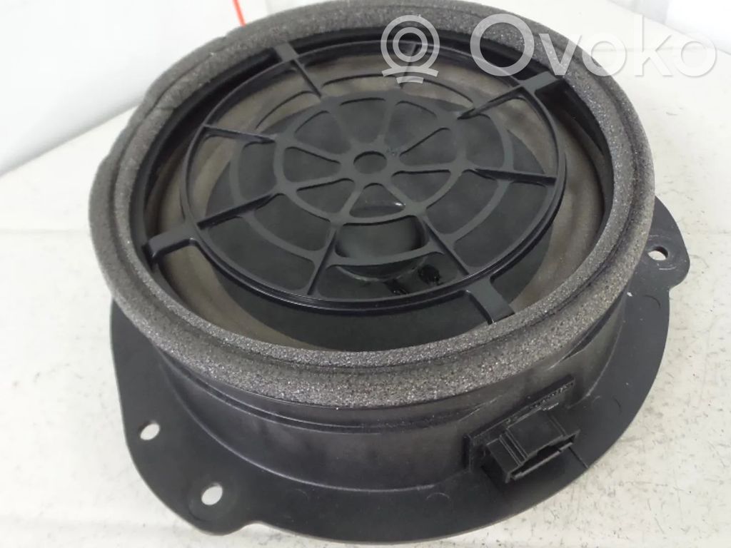 Etuoven kaiutin   8W5035411,8W5035411A
