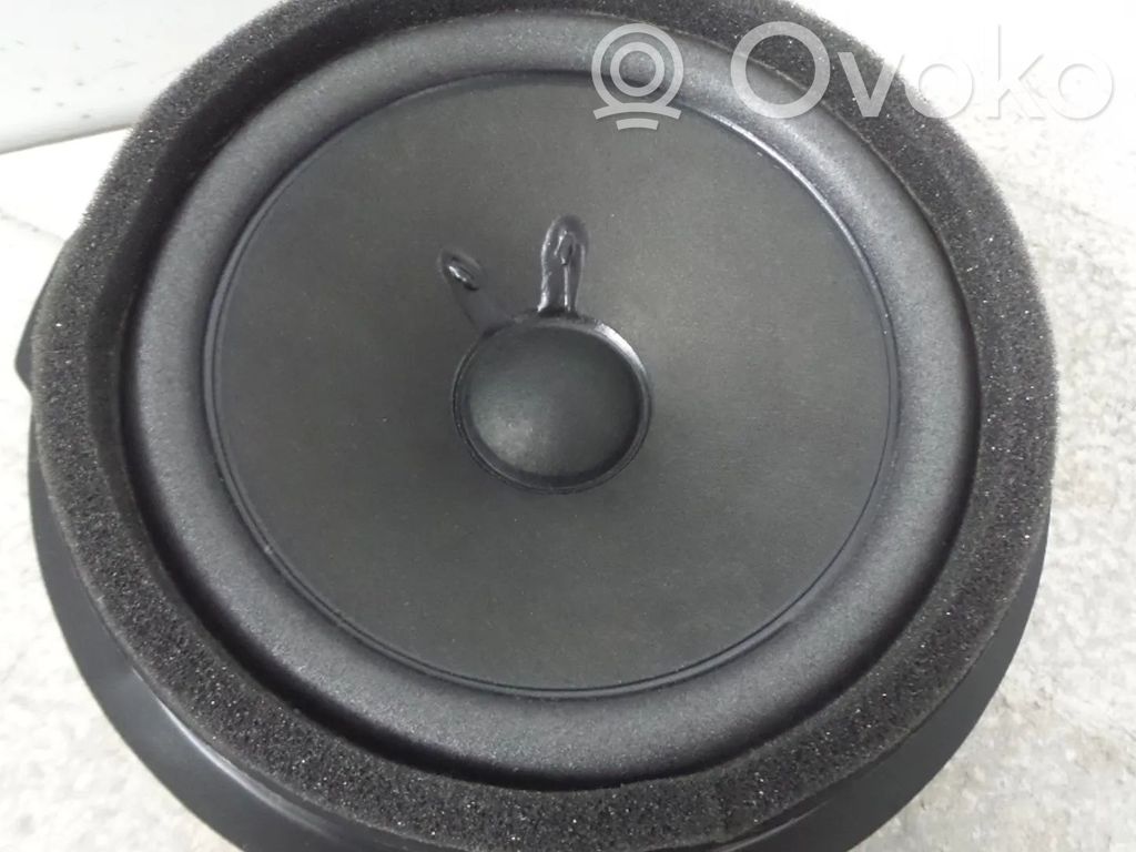 Altavoz de la puerta delantera   DS7T18808BB