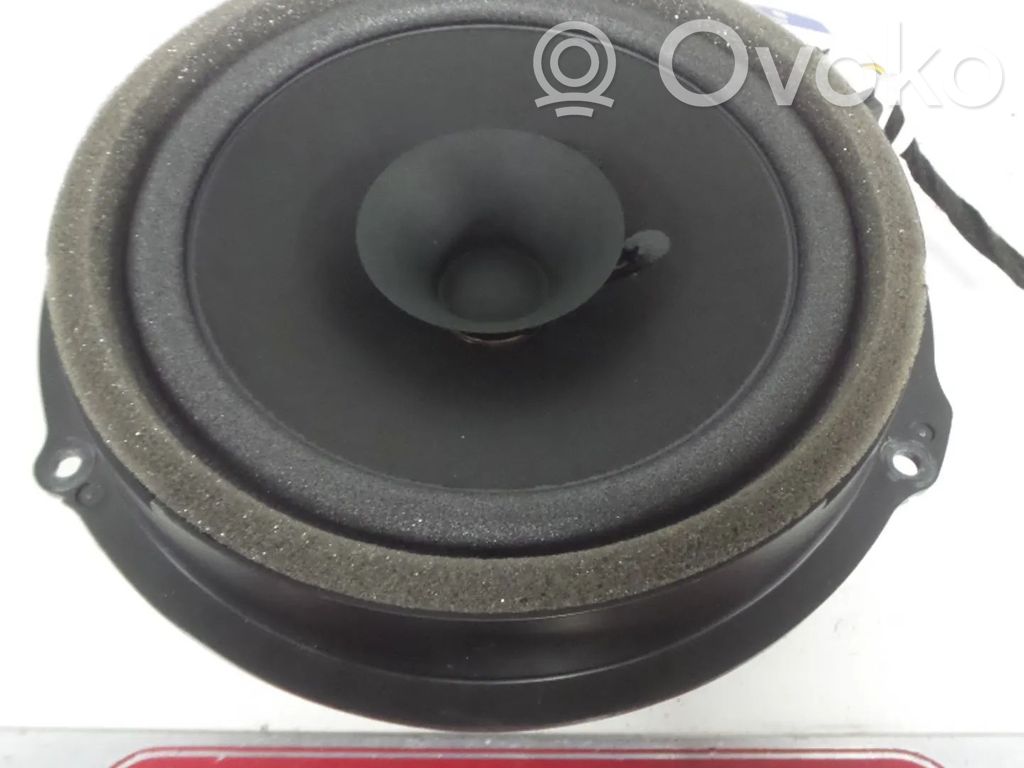 Altavoz de la puerta delantera   AA6T18808CA