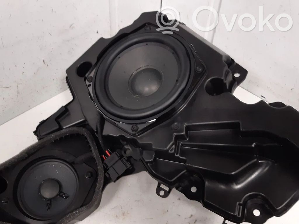 Audi A8 S8 D5 Altavoz de la puerta delantera 