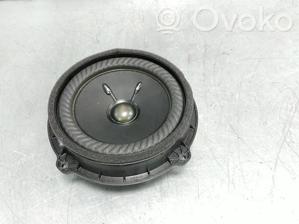 KIA Sorento IV Difuzor ușă față 