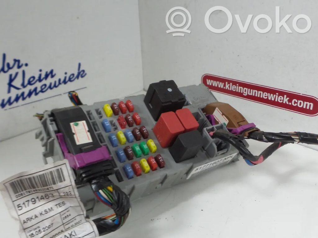 Ramka / Moduł bezpieczników   51771607NPL,51771607
