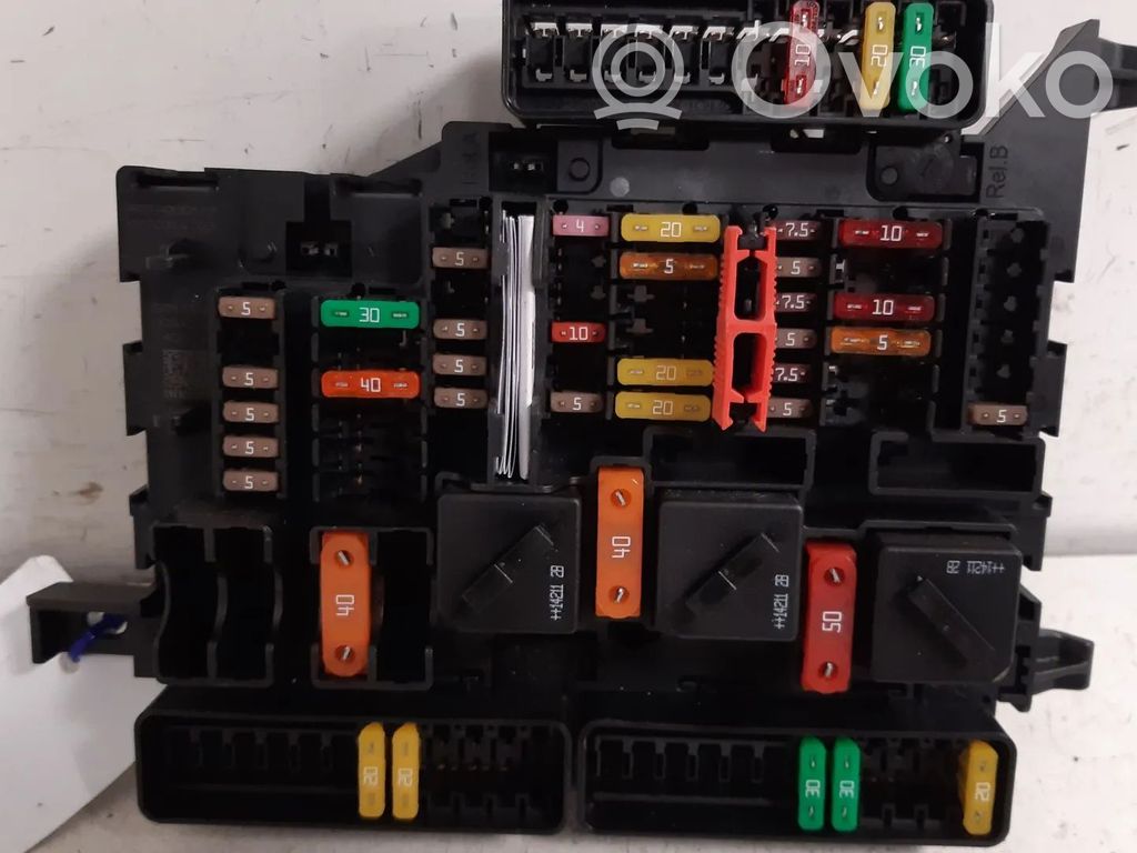 BMW 2 F22 F23 Modul siguranțe 