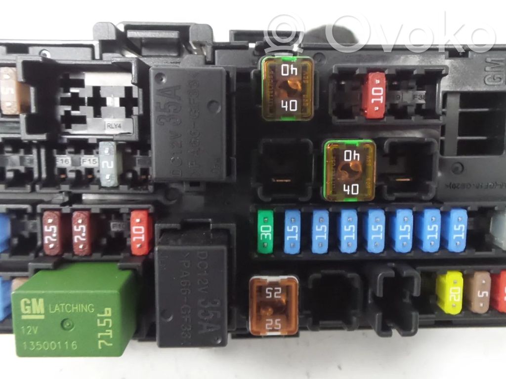 Opel Karl Módulo de fusible 