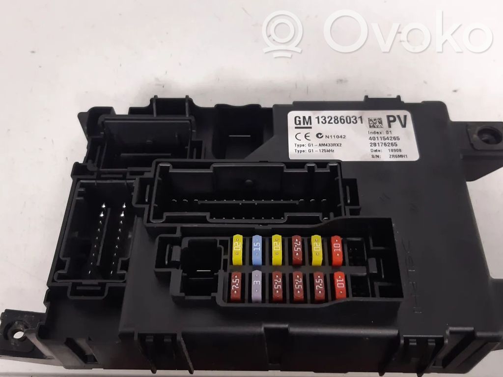 Opel Corsa D Fuse module 
