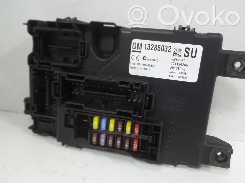 Opel Corsa D Módulo de fusible 