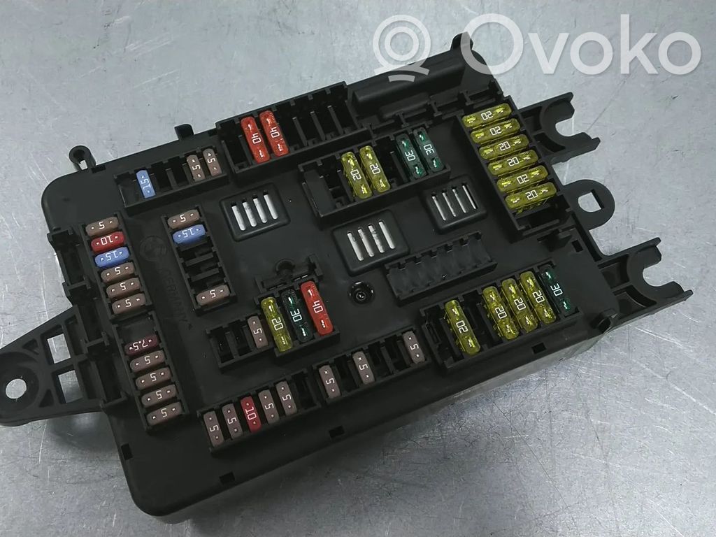BMW 2 F22 F23 Modul siguranțe 