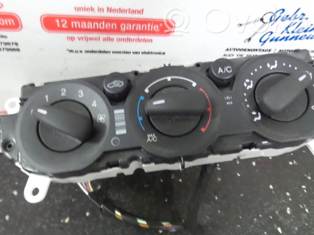 Ford Focus Climate control unit 
