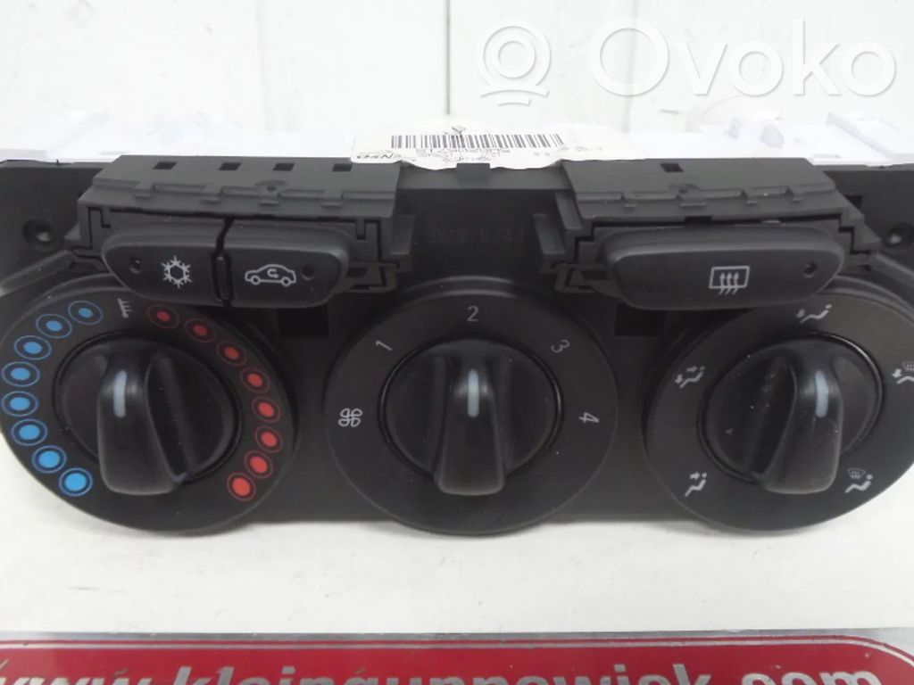 Climate control unit   39033140