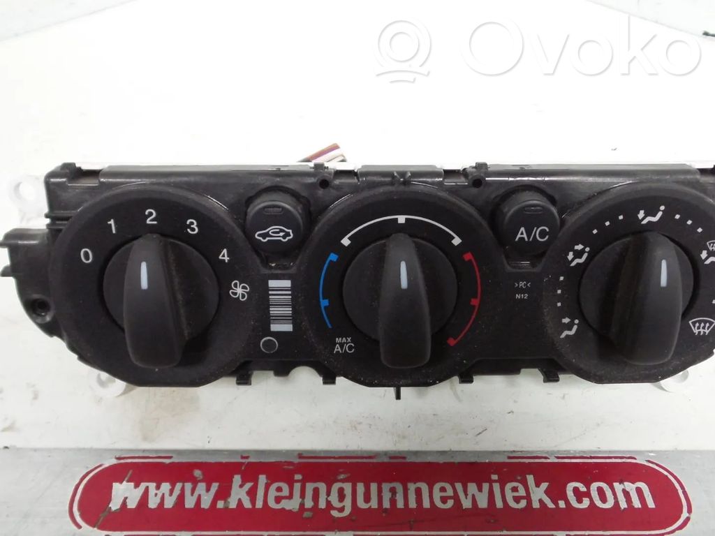 Ford Focus Climate control unit 