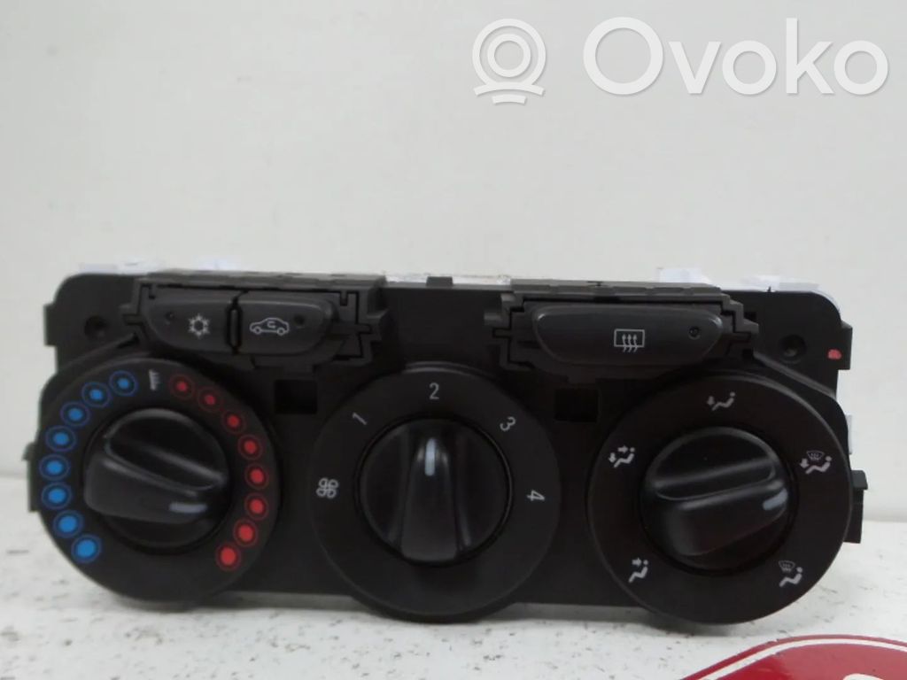 Opel Corsa E Climate control unit 