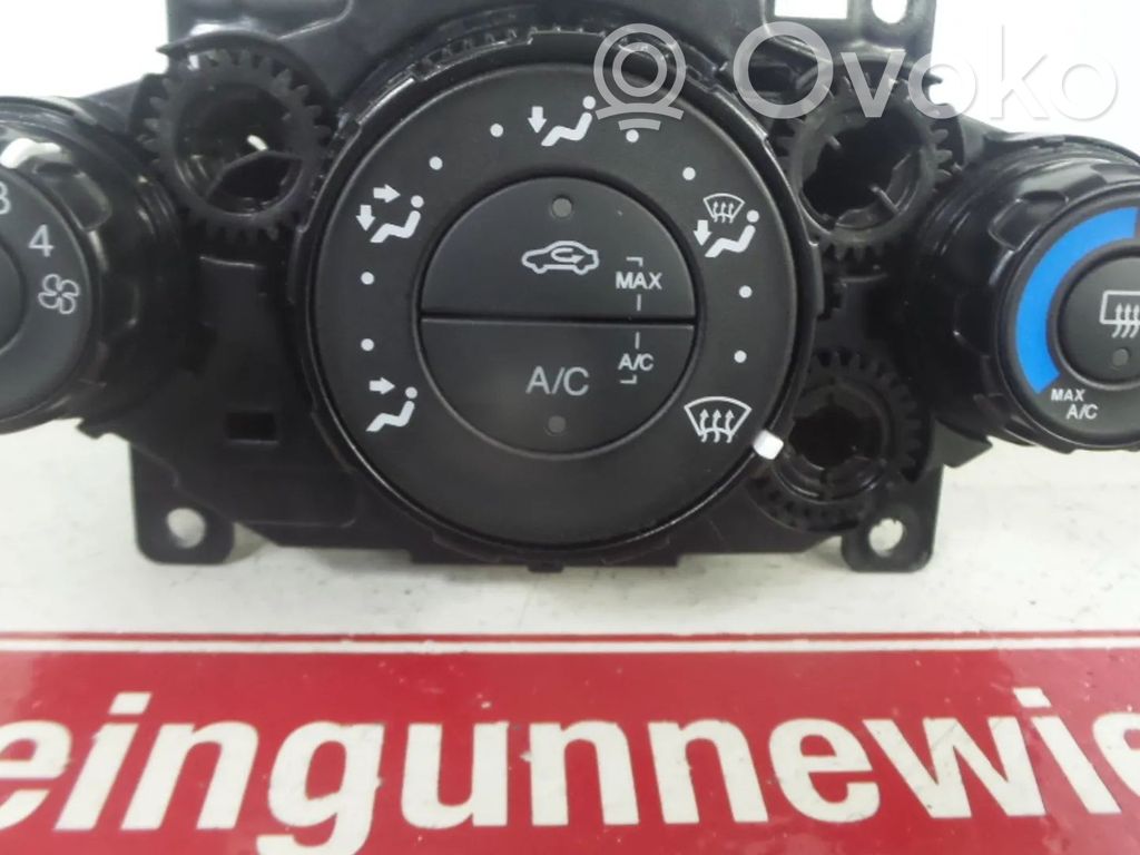 Ford Fiesta Climate control unit 