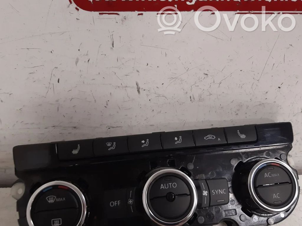 Volkswagen PASSAT B7 Centralina del climatizzatore 