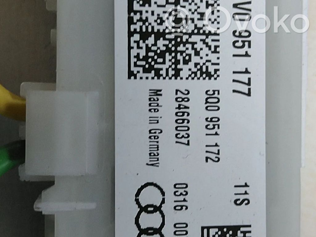Sensor   8V0951177