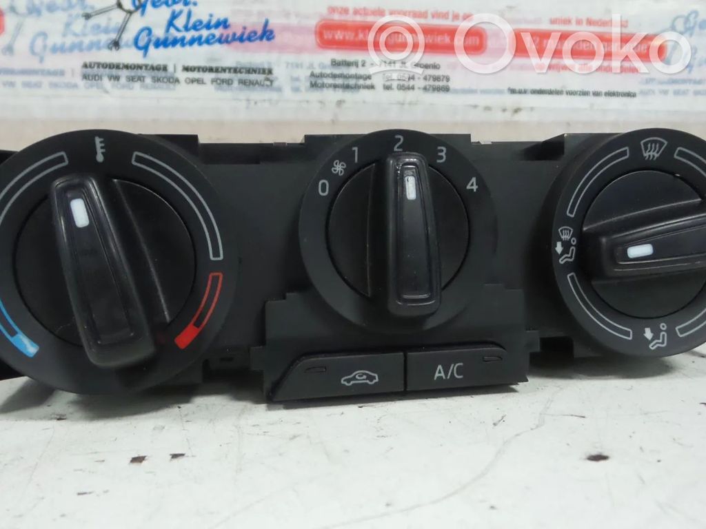 Skoda Fabia Mk3 (NJ) Panel klimatyzacji 