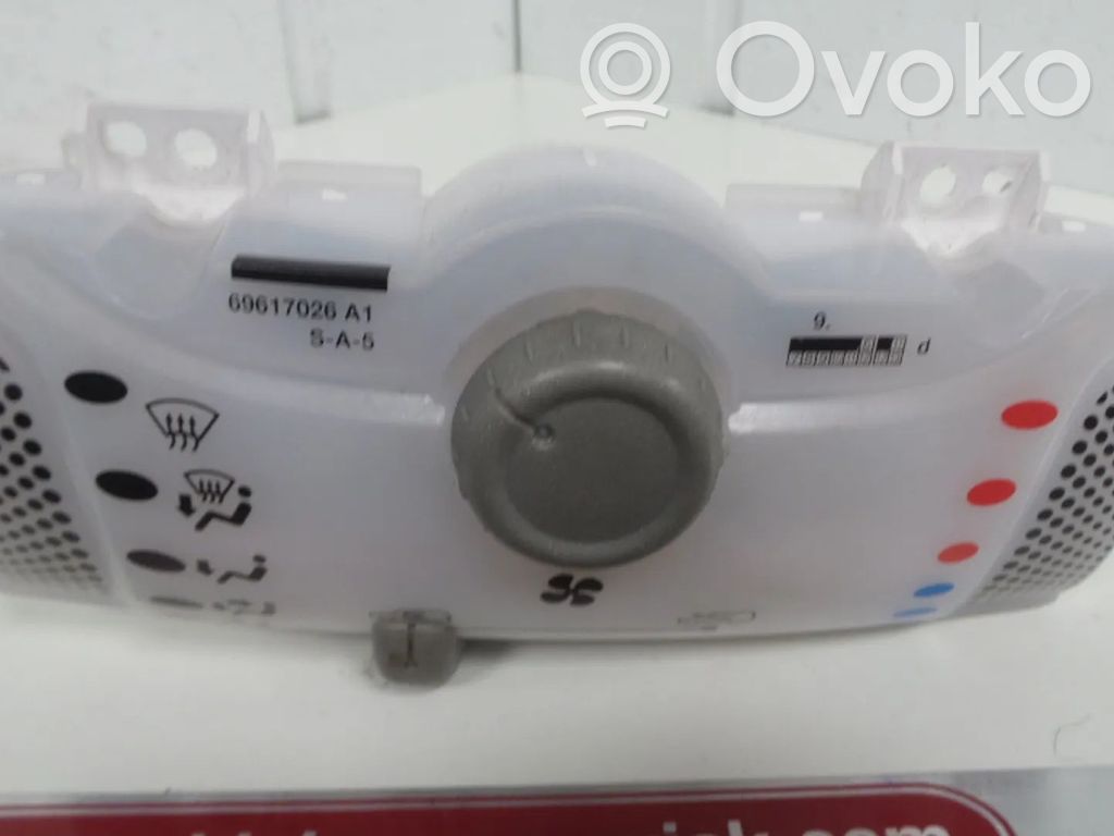 Toyota Aygo AB10 Centralina del climatizzatore