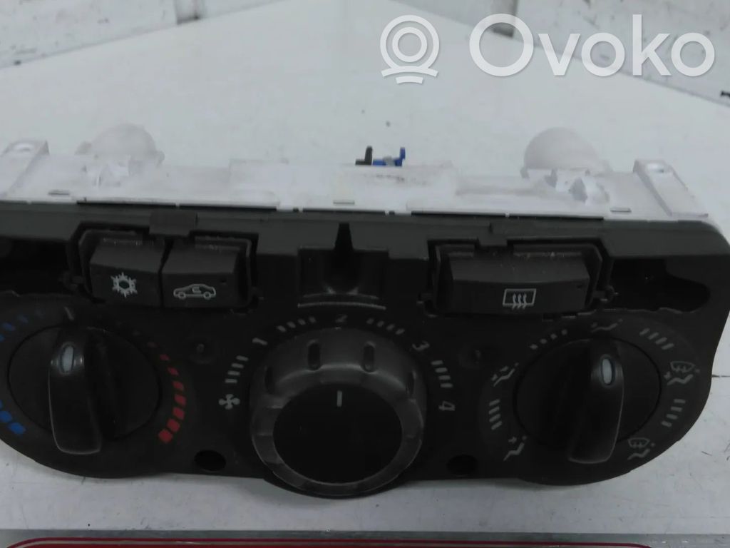 Opel Corsa D Climate control unit 
