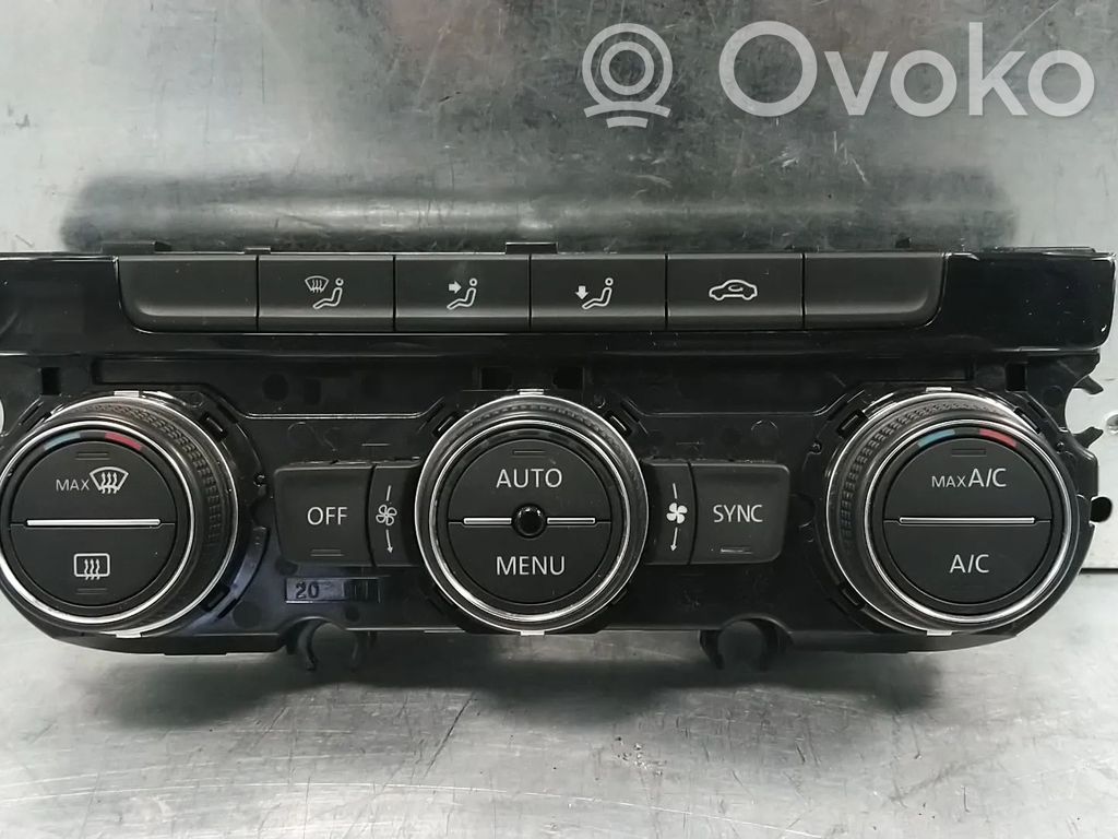 Volkswagen Golf VII Panel klimatyzacji 