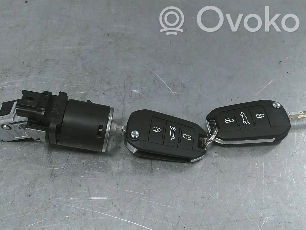 Opel Corsa F Virtalukon kytkin 