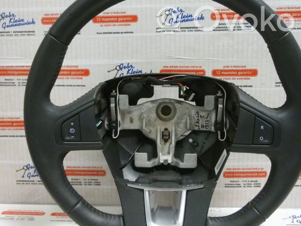 Volant   484300001R