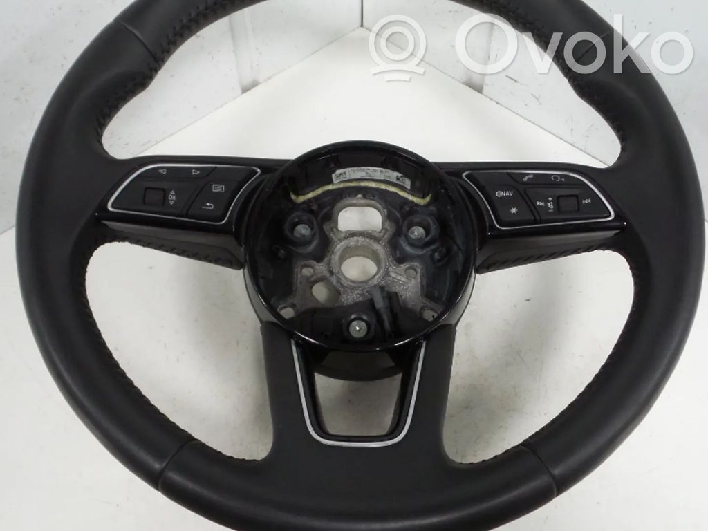 Audi Q2 - Volante