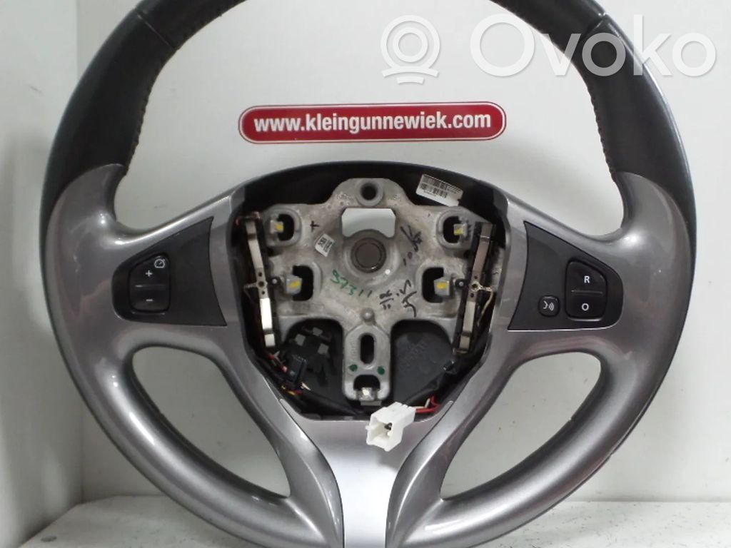 Renault Clio IV Ohjauspyörä 