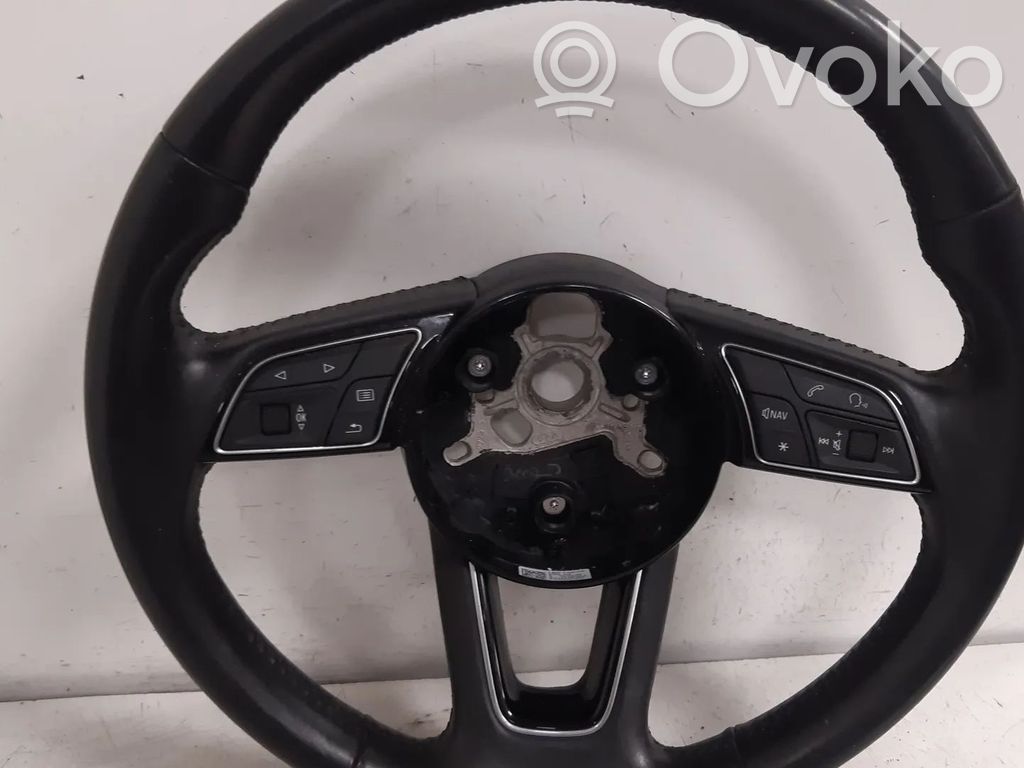 Audi Q2 - Stūre 
