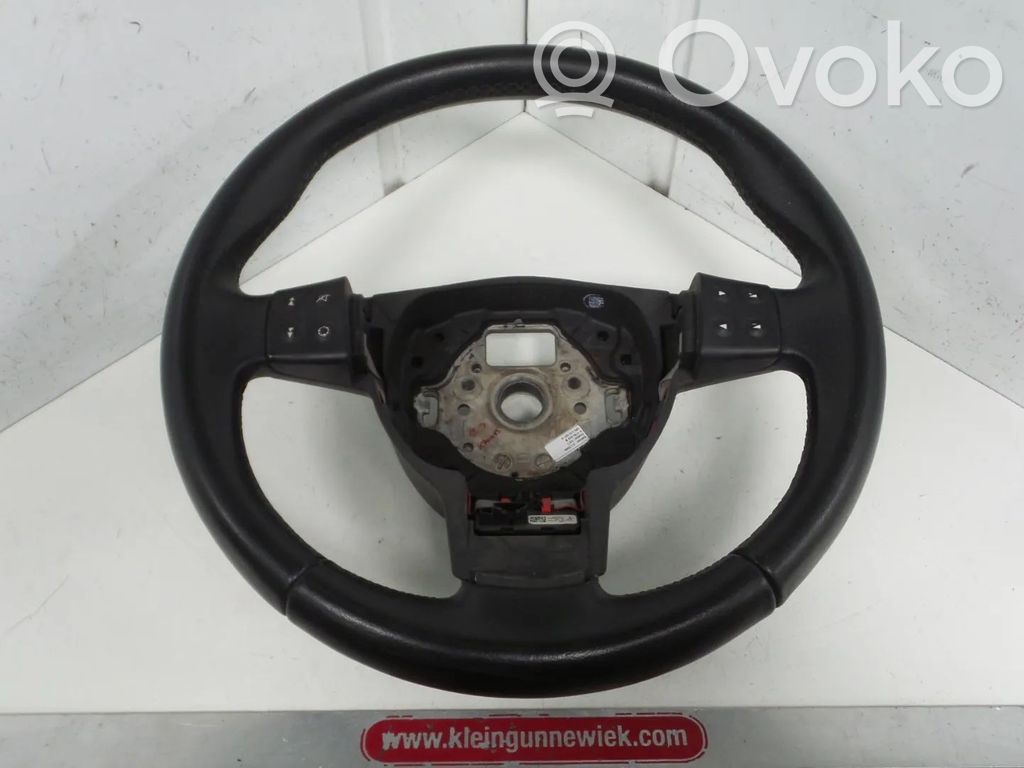 Seat Leon (1P) Ohjauspyörä 