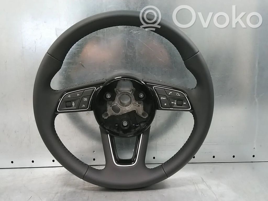 Audi Q2 - Stūre 
