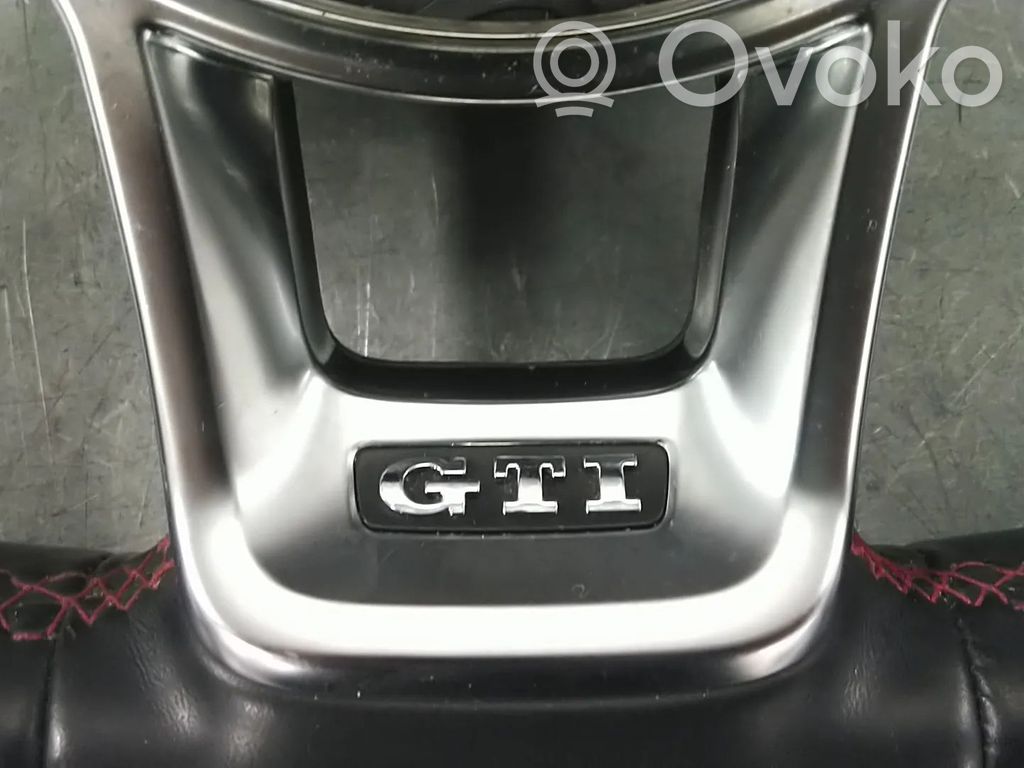 Volkswagen Golf VII Ohjauspyörä 