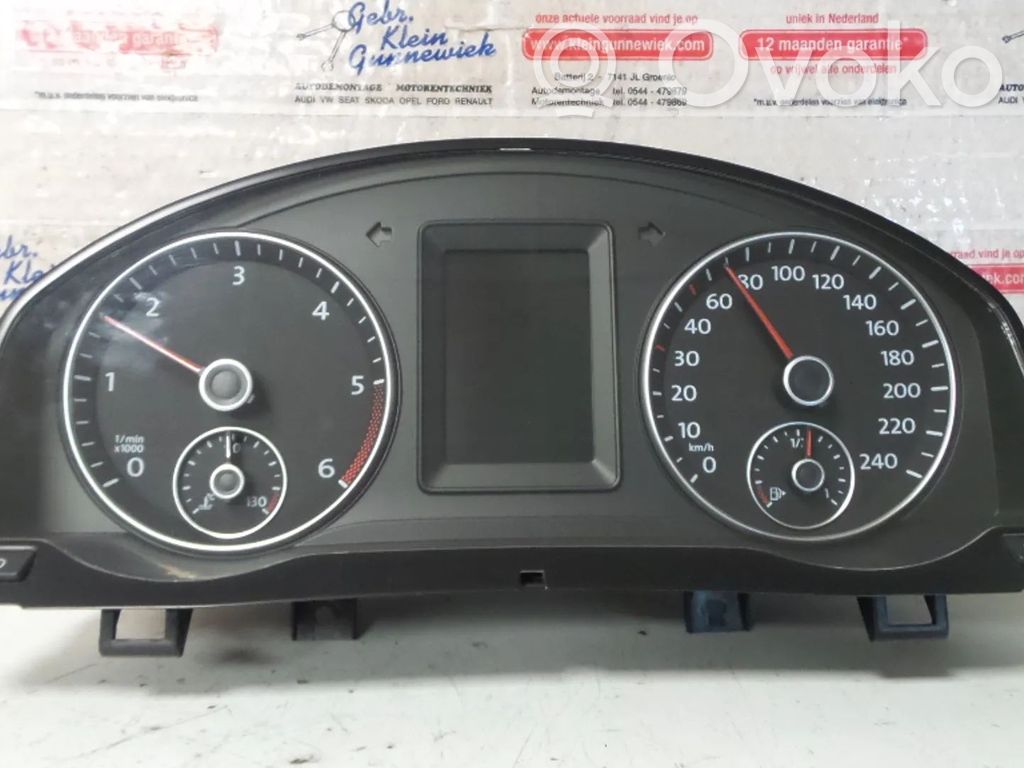 Volkswagen Golf VI Tachimetro (quadro strumenti) 