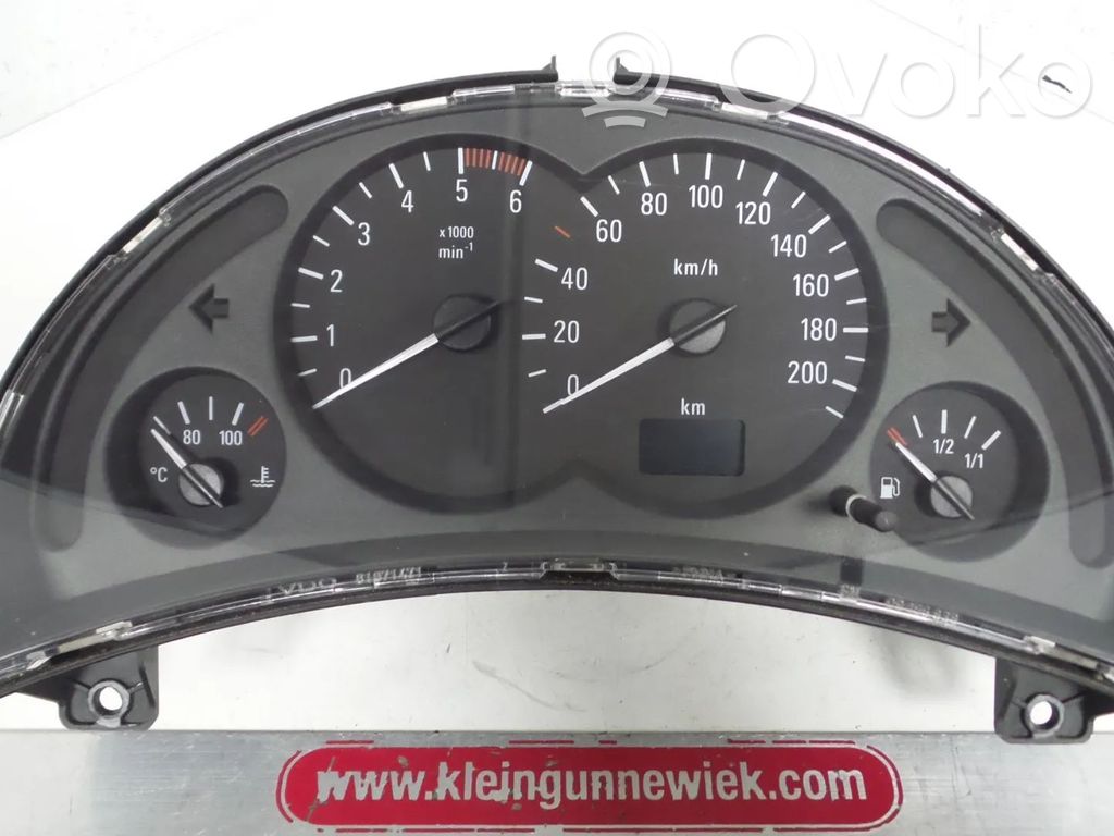 Opel Corsa C Speedometer (instrument cluster) 