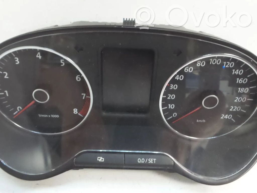 Volkswagen Polo V 6R Vitezometru (grup de instrumente) 