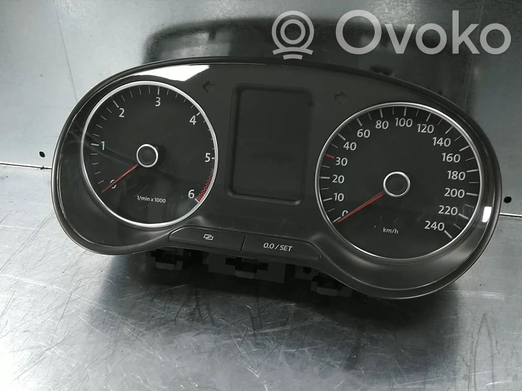 Volkswagen Polo V 6R Vitezometru (grup de instrumente) 